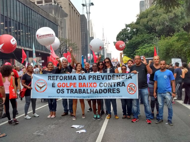 Sintramem e Sindservsv participam de atos contra a PEC 287