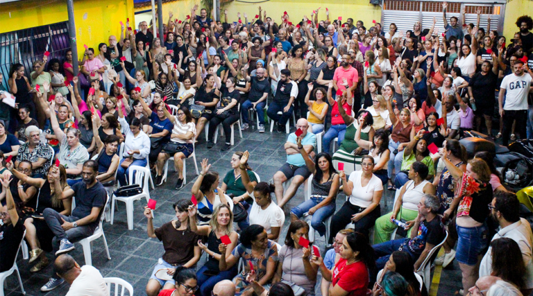 Professores e Trabalhadores da Educação aprovam contraproposta da Prefeitura durante assembleia da Campanha Salarial 2026